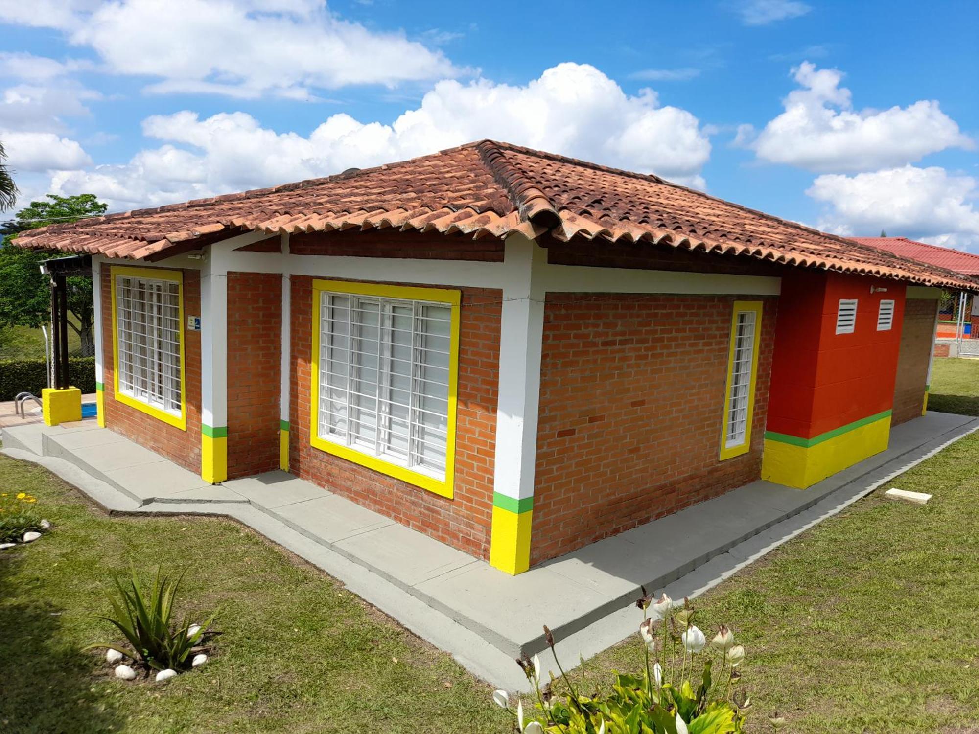 Finca La Bilbaina # 4 Villa Pueblo Tapao Bilik gambar